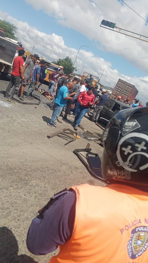 Triple choque en la Florencio Jiménez deja tres fallecidos