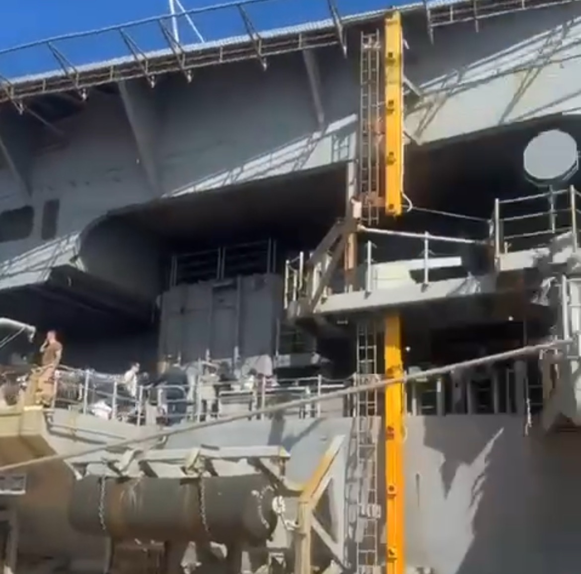 Marineros del USS Gerald R. Ford llegan a St. Thomas y generan un importante impulso económico en la isla